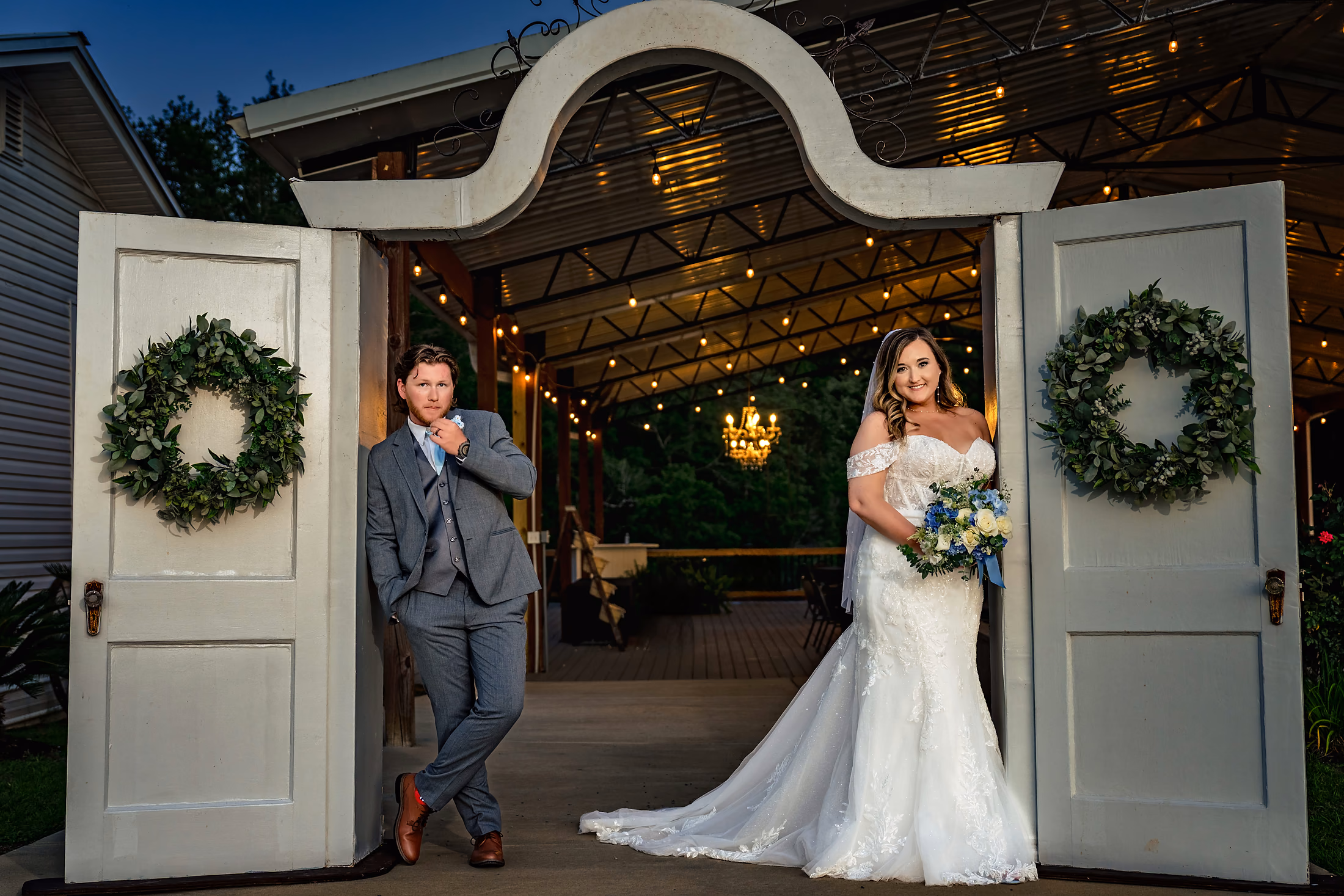 Gulf Coast wedding portfolio candid wedding moment by 8nfinity Photography 260