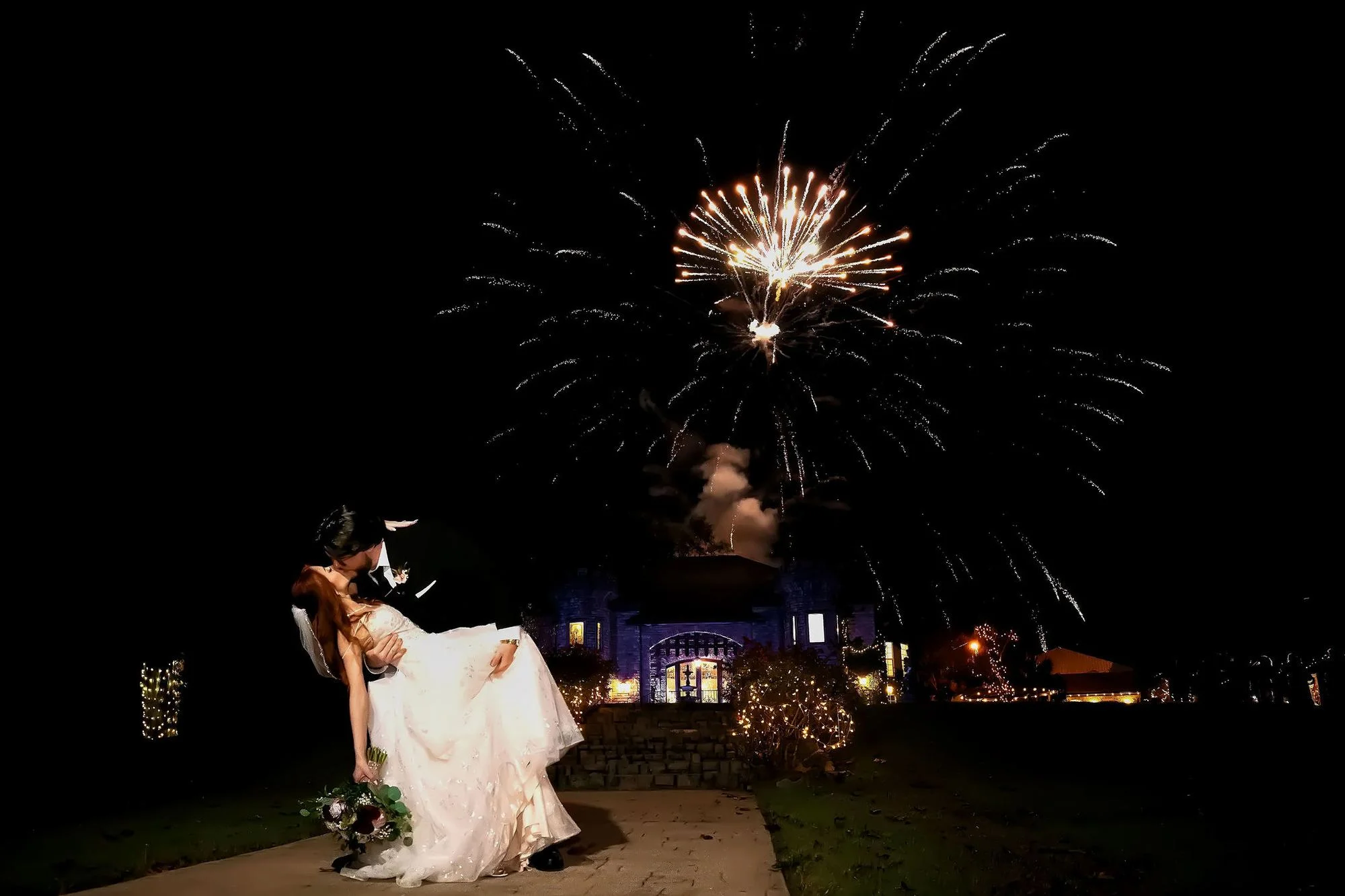 Jacob + Jewell wedding gallery Gulf Coast wedding detail by 8nfinity Photography 29