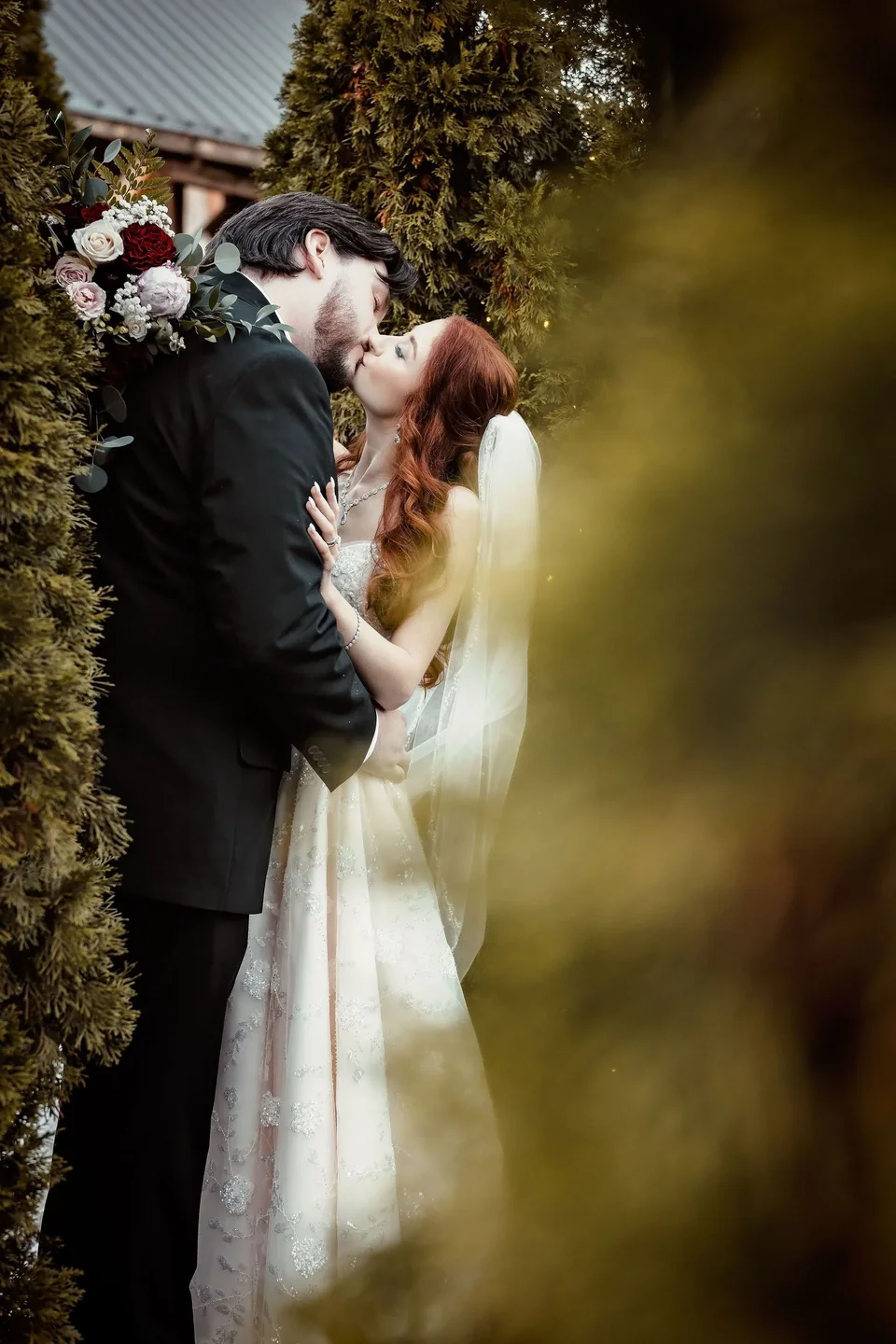 Jacob + Jewell wedding gallery Gulf Coast wedding detail by 8nfinity Photography 5