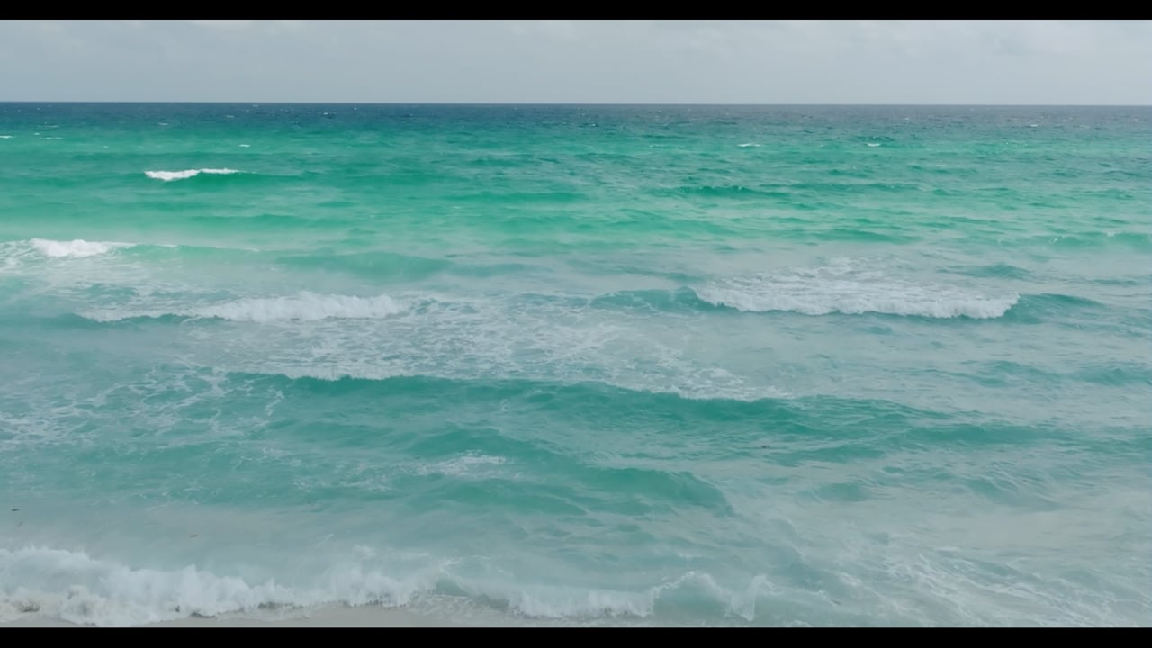 Turquoise Gulf waves