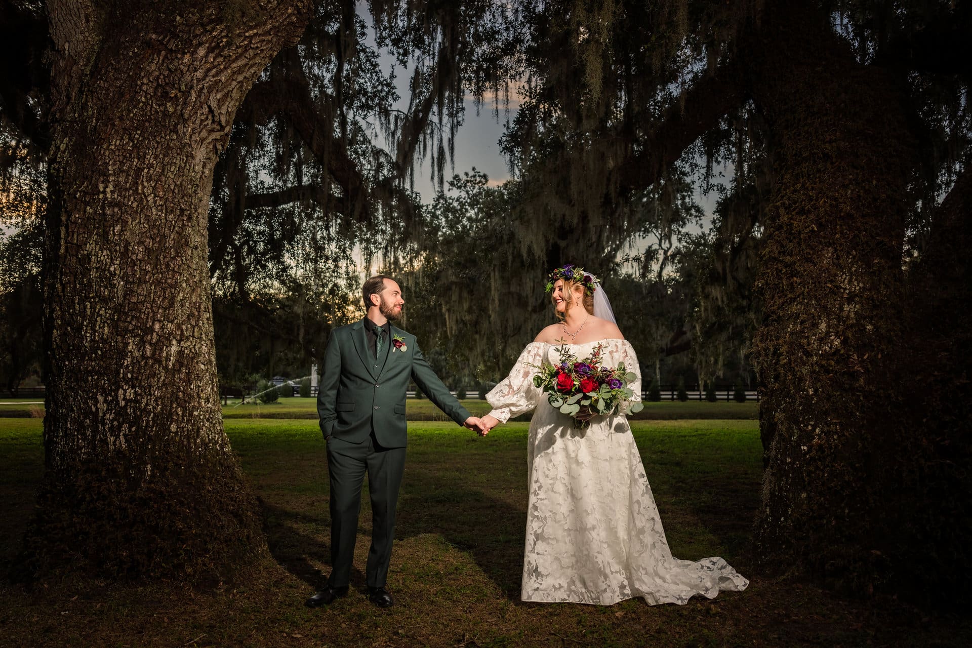 Stunning couple portraits by 8nfinity Photography at Florida wedding