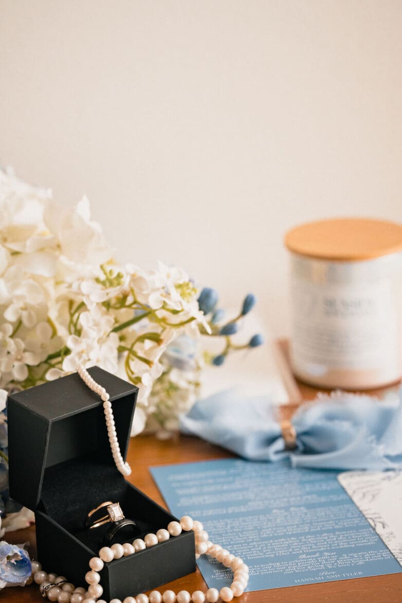 Bride details Santa Rosa Beach wedding captured by Pensacola Wedding Photographer Shawn Handrahan