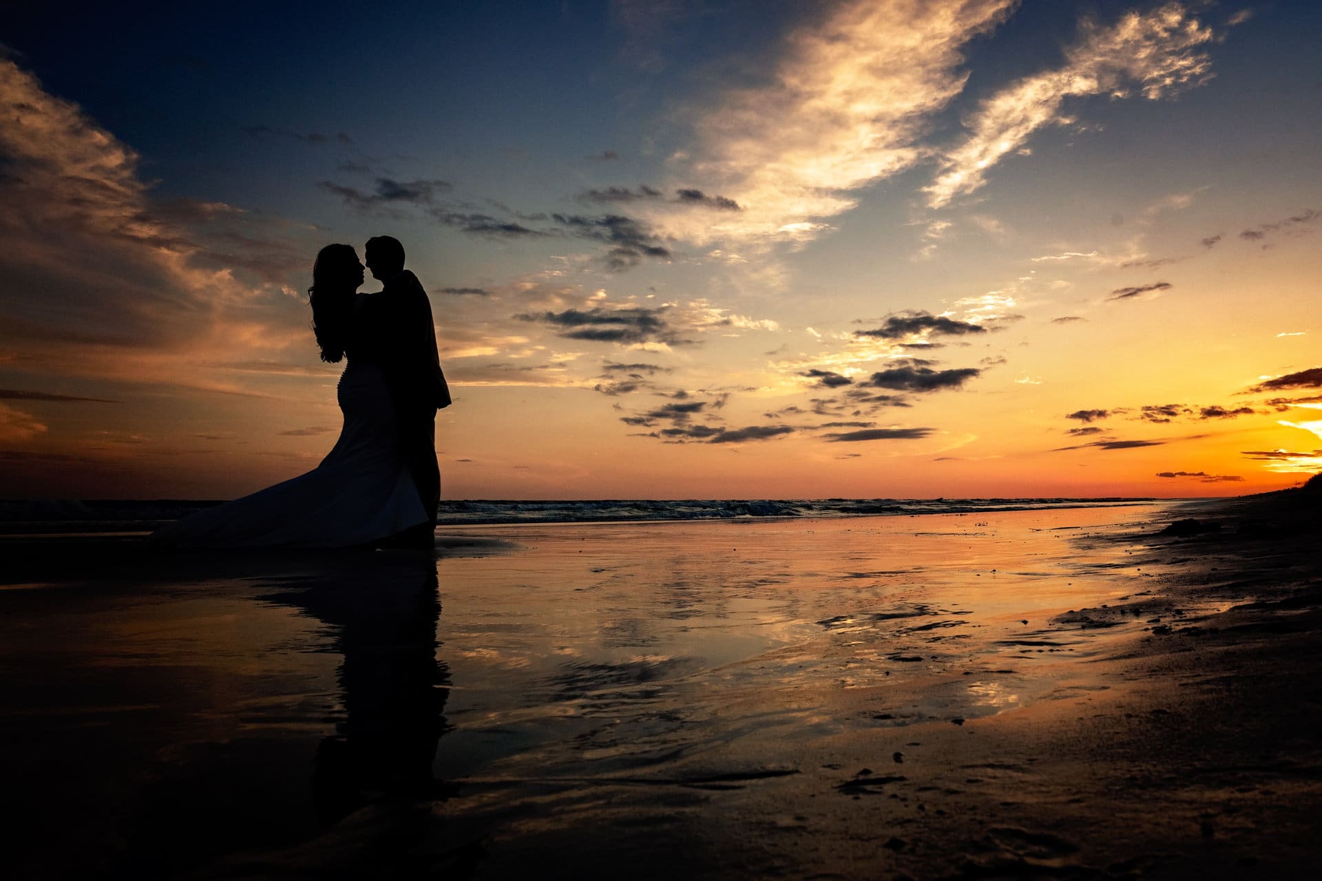 Relaxed coastal wedding reception on the Gulf Coast near Pensacola and Destin Florida